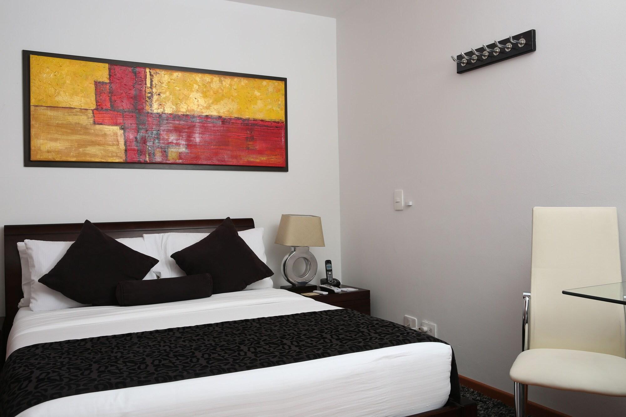 Hotel Suites 108 Богота Экстерьер фото