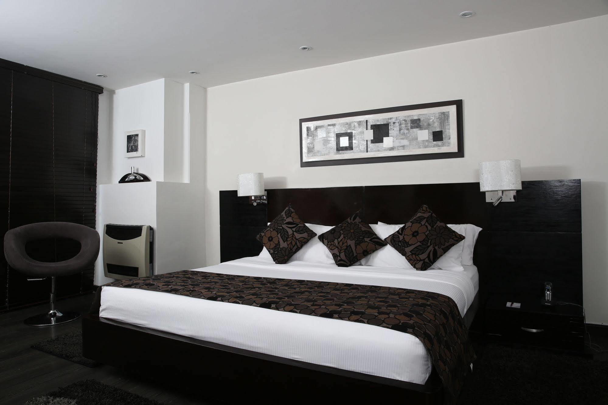 Hotel Suites 108 Богота Экстерьер фото